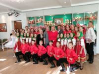 «Настоящее сотрудничество идет от сердца к сердцу», -- заместитель Посла Великобритании в России посетила школу танца в Волгограде