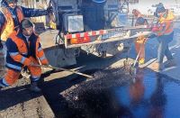 В Волгограде начались работы по локальному восстановлению дорожного покрытия