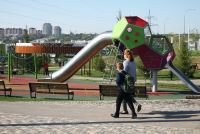 Компания-исполнитель приступила к обустройству детской площадки в Черкасовском сквере микрорайона «Долина»