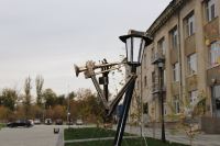 У Дворца культуры Тракторозаводского района установили «оркестр» фонарей