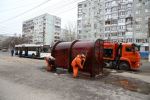 В Волгограде муниципальные предприятия усилили работы по уборке дорог и тротуаров (1).jpg