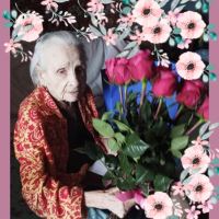 1 февраля отметила 101 год невероятная женщина, коренная Сталинградка  — Валентина Петровна Бальцевич. Немыслимо большая цифра в наши дни! 