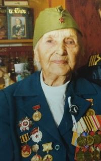 10 ноября свой 100 - летний юбилей отмечает жительница Центрального района, ветеран Великой отечественной войны, труженик тыла – Чумаченко Валентина Ануфриевна.