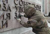 Ордена и медали восстановлены на стелах мемориала на Аллее Героев  