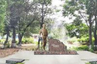 В Красноармейском районе обновляют мемориал павшим воинам